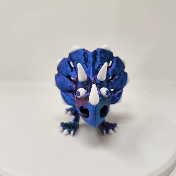 3D Printed Flexi Factory Articulated Triceratops Dinosaur Skeleton 8" x 3.75 - Picture 2 of 8